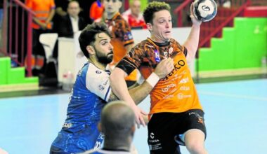 Cangas deja al Bathco sin liderato