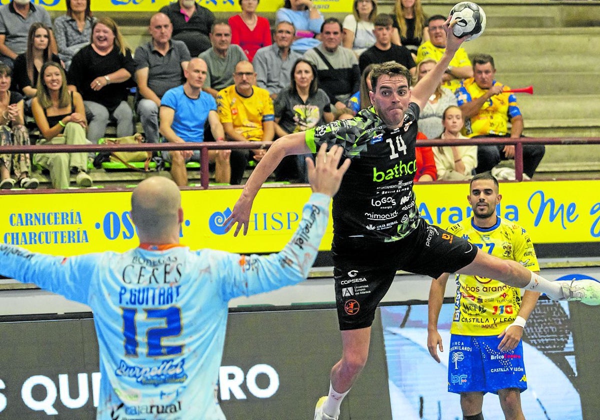 El Bathco firma su mejor arranque de Liga Asobal