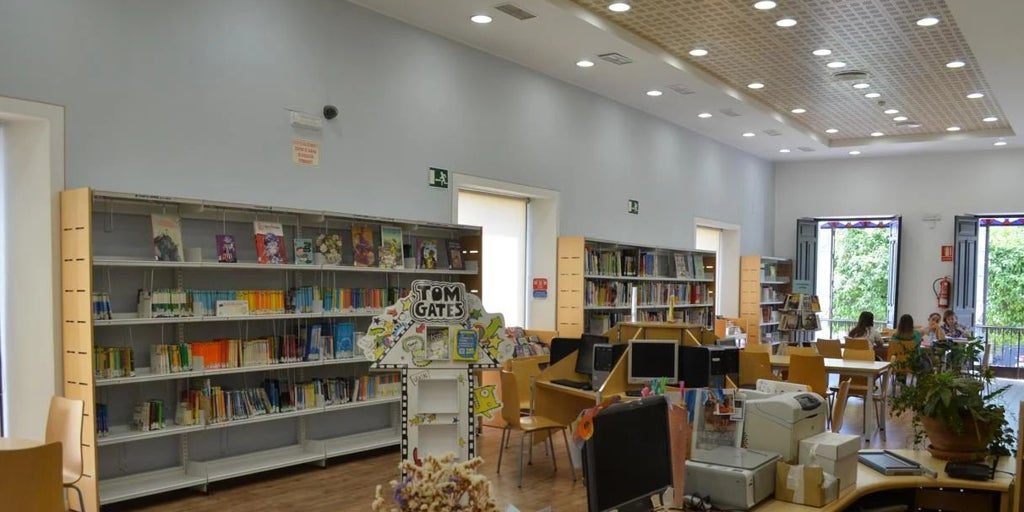 Carmen Mola y Megan Maxwell estarán en este pueblo de Sevilla para firmar libros