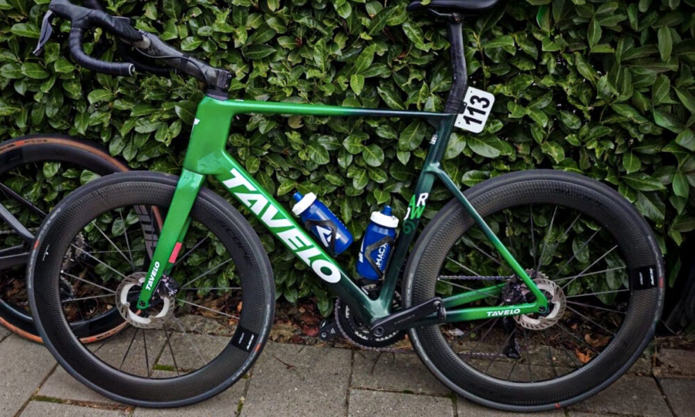 No es la 1ª vez que Van Schip desafía las normas con la bicicleta - joanseguidor.com