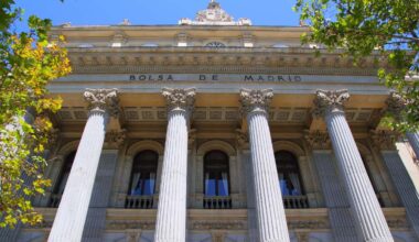 Los diez valores españoles que eligen los expertos para 'blindar' la cartera hasta 2026