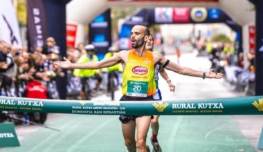 Artur Bossy e Irene Pelayo inauguran la temporada de txapelas ganando la Media Maratón de San Sebastián