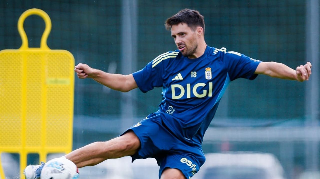 El Real Oviedo afina la puntería a dos días de visitar al Girona - La Voz de Asturias