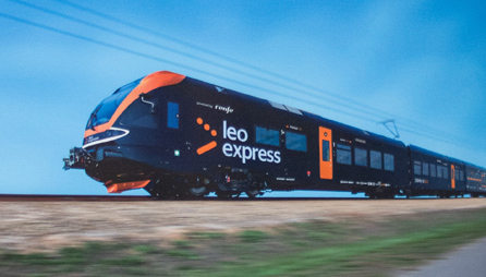 Renfe suscribe con Leo Express un contrato de alquiler de trenes