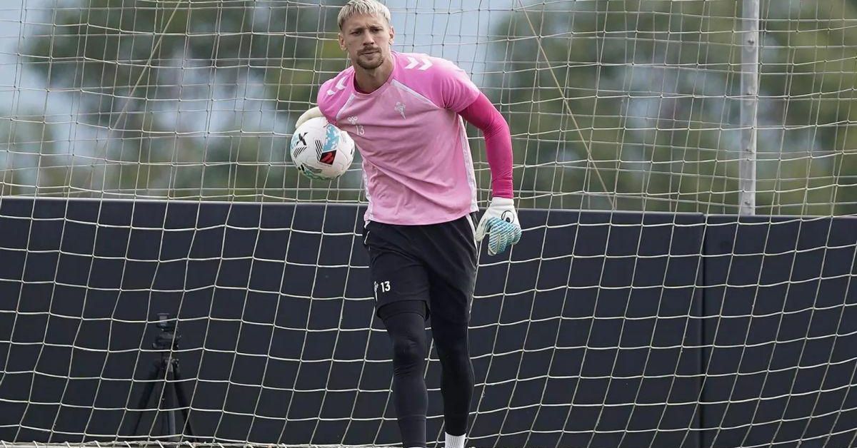 Radu afronta hoy un examen clave en la portería de Rumanía