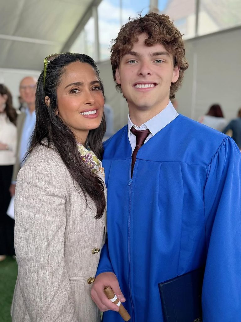 Salma Hayek y Augustin James 