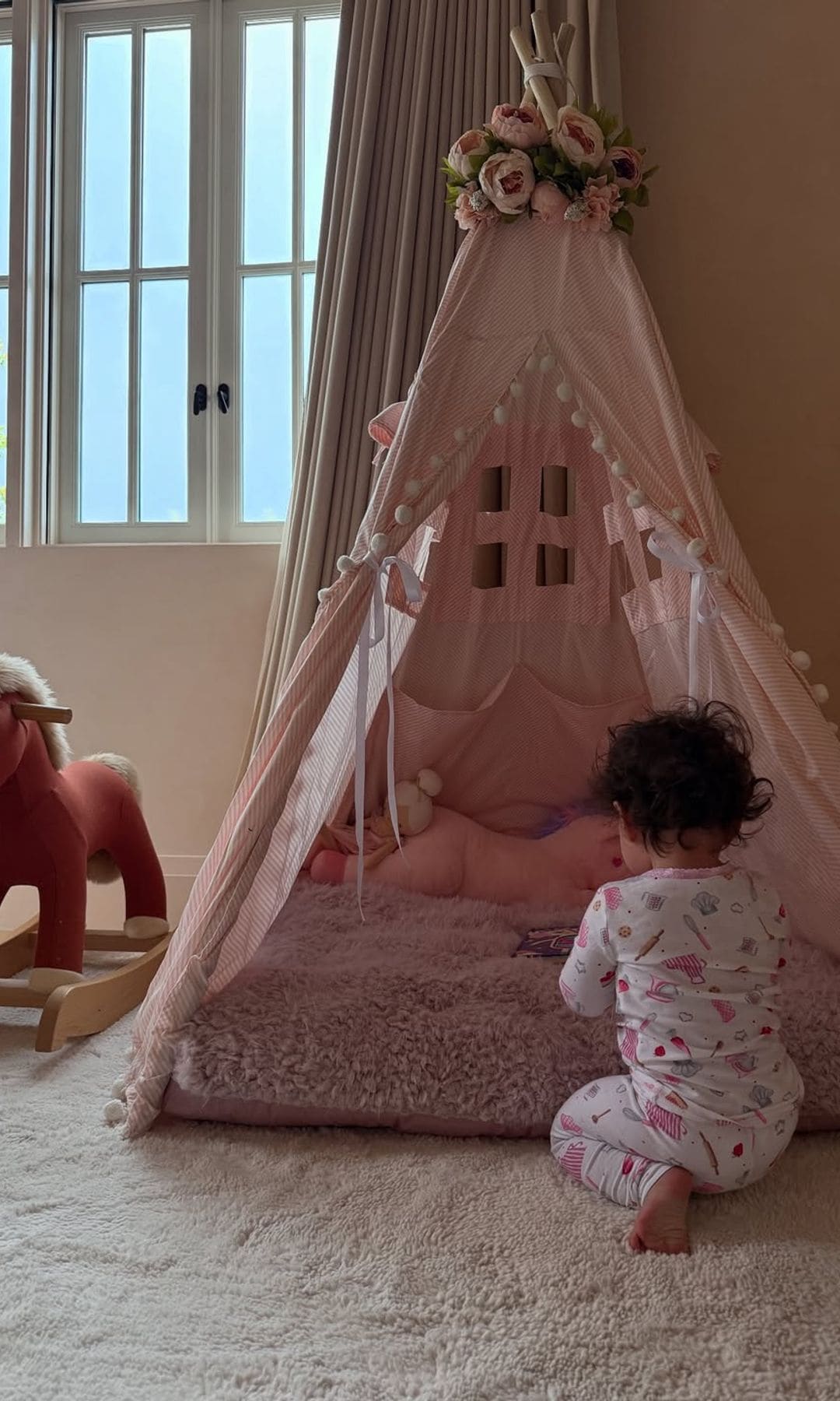 Sofia Richie impacta con su segundo embarazo y el lanzamiento de su firma de lujo en una misma noche