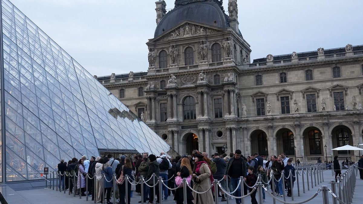 "El robo del Louvre nos ha dejado una lección"