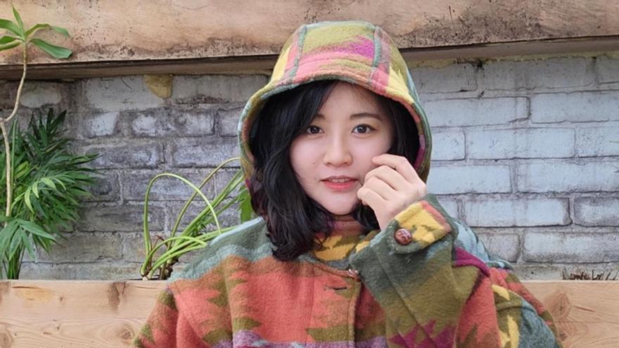 Muere a los 35 años Baek Se-hee, autora de 'Quiero morir, pero también comer tteokbokki'