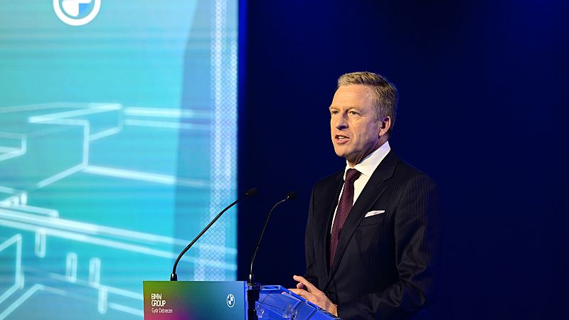 Los fabricantes de coches alemanes presionan para retrasar la prohibición de motores de combustión