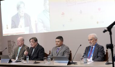 Guerra abierta entre la RAE y el Cervantes para inaugurar el CILE de Arequipa