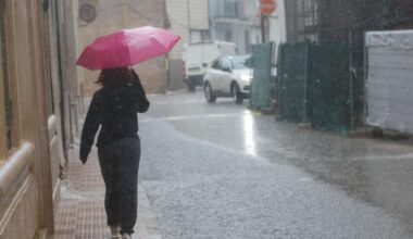 Clases suspendidas en Valencia el lunes 13 de octubre por la alerta de lluvias: listado completo