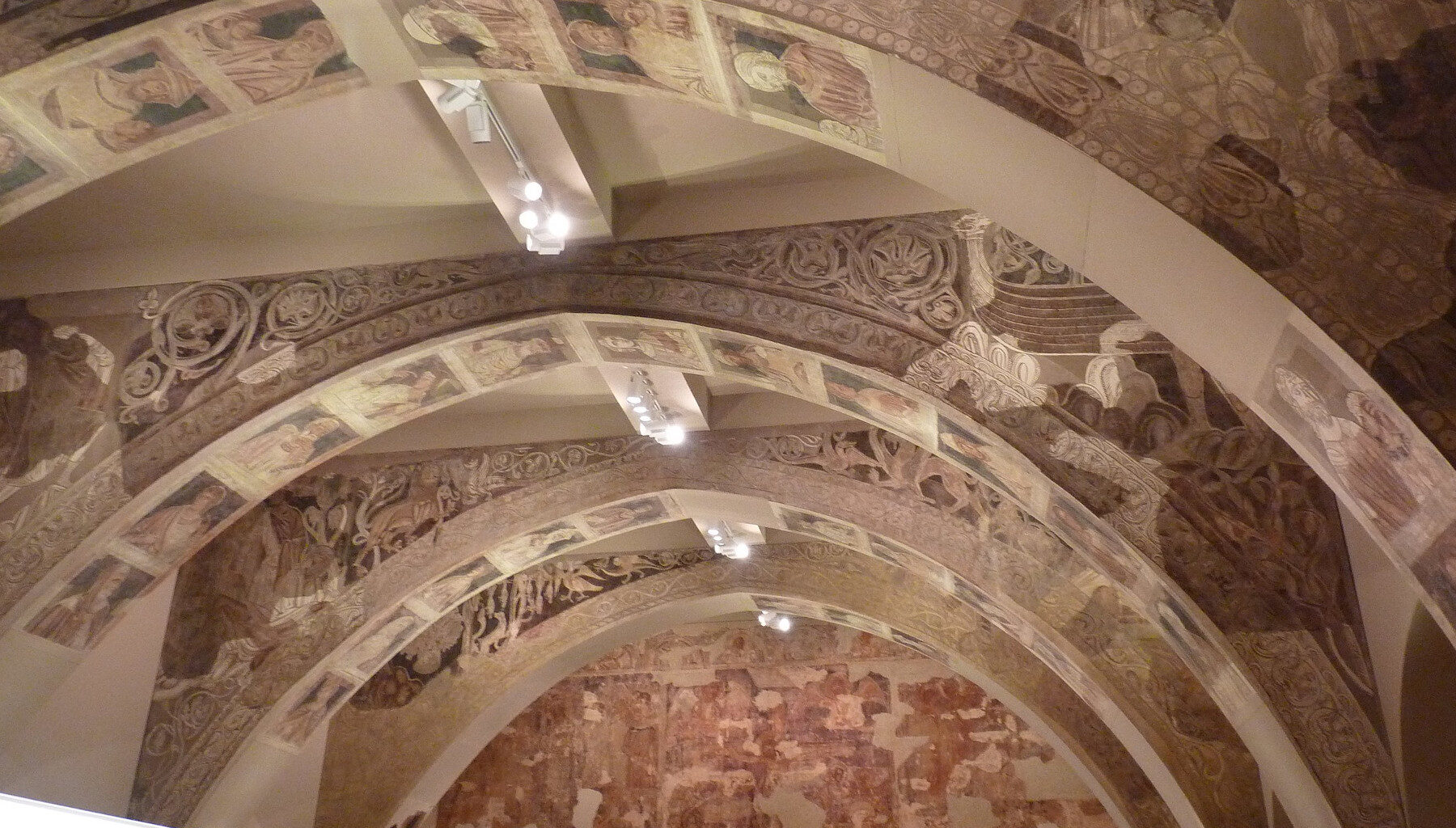 El espacio y la memoria en el caso de las pinturas de Sijena