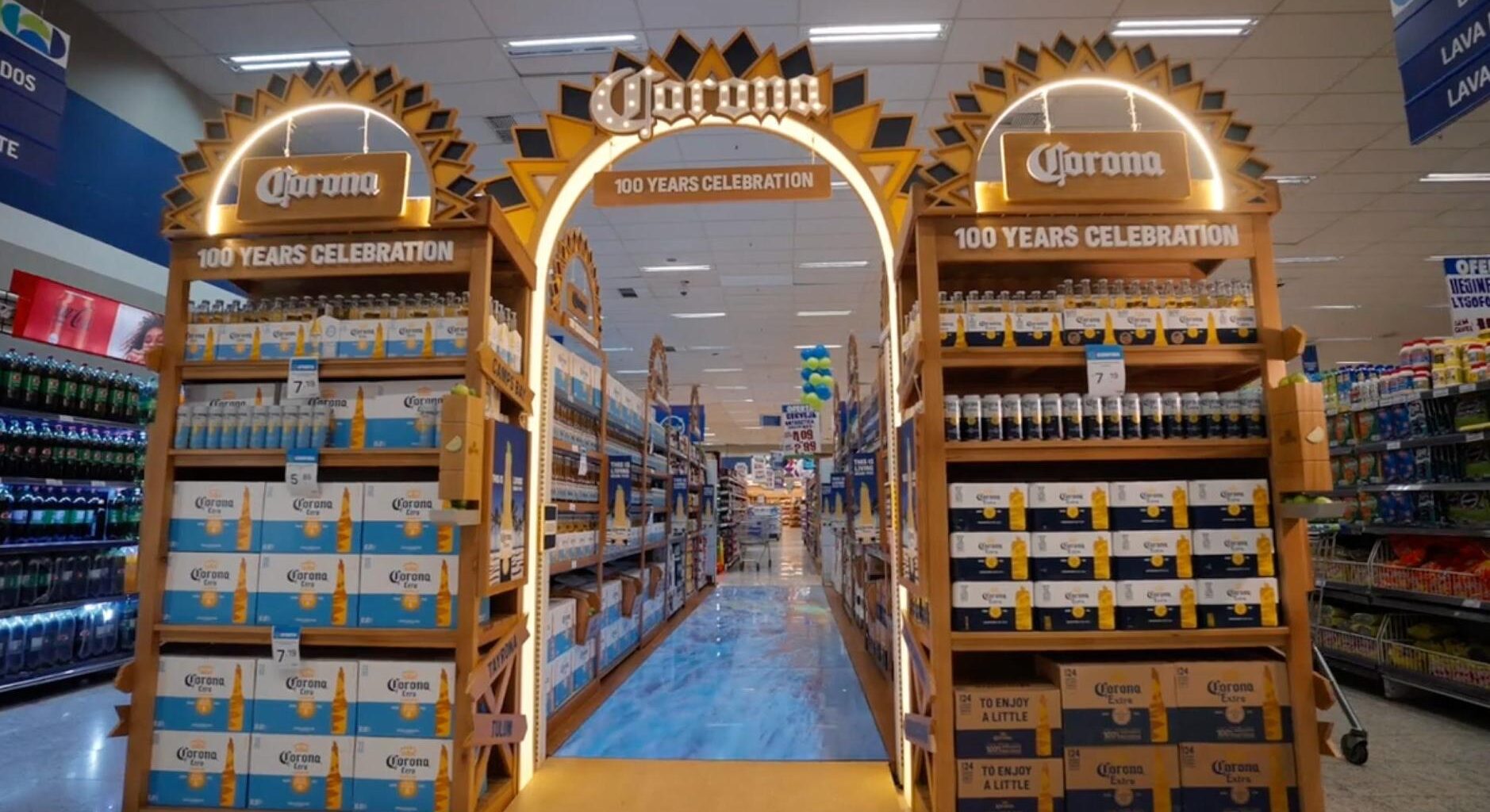 Corona lleva la playa al supermercado con una acción de marketing experiencial