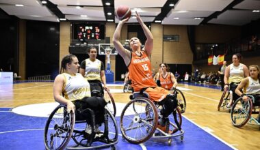 España repite triunfo en el torneo masculino y cae en el femenino
