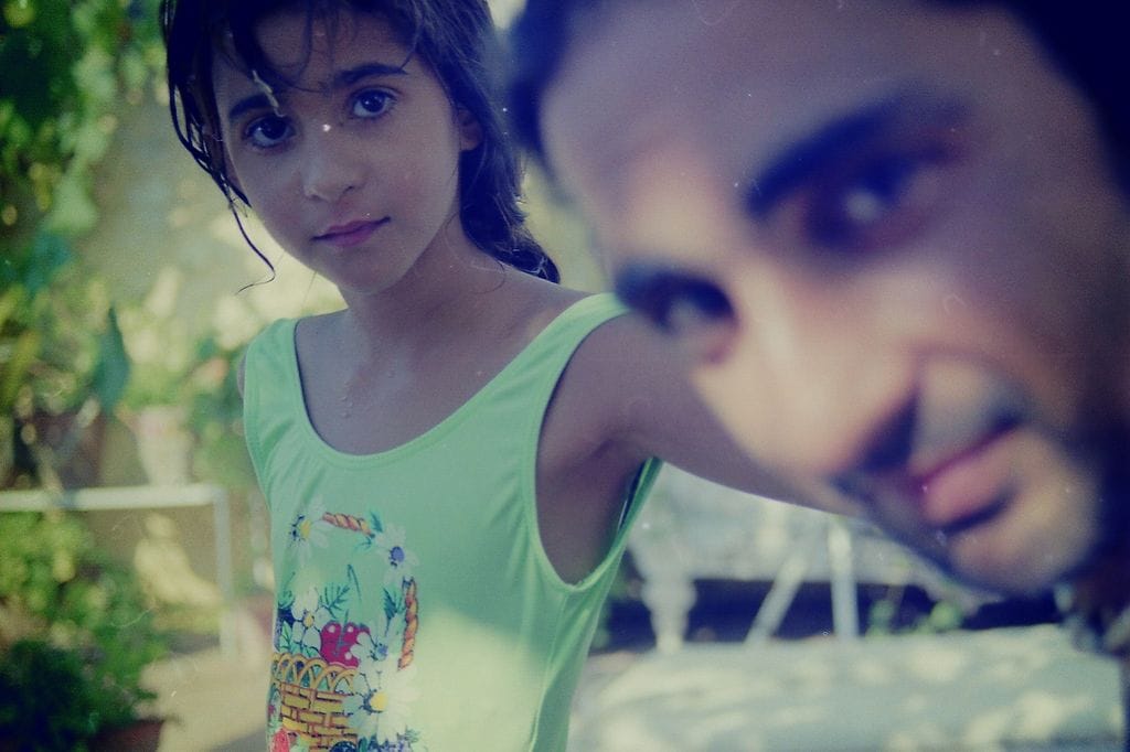 Antonio Flores y su hija Alba en el documental 'Flores para Antonio'