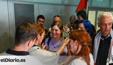 Aterrizan en Madrid cuatro activistas españoles de la flotilla que seguían presos en Israel: "Vamos a seguir luchando por el fin del bloqueo" - elDiario.es