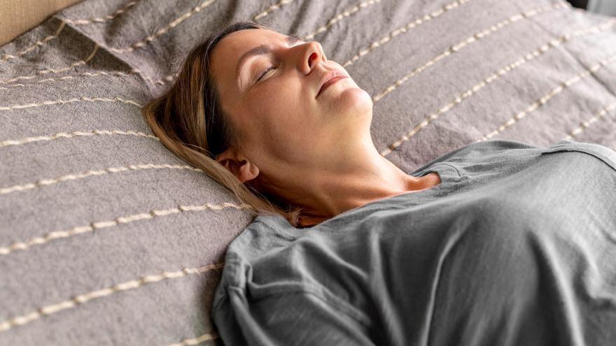 'Sleepmaxxing', la obsesión viral que busca el sueño perfecto pero alarma a los expertos