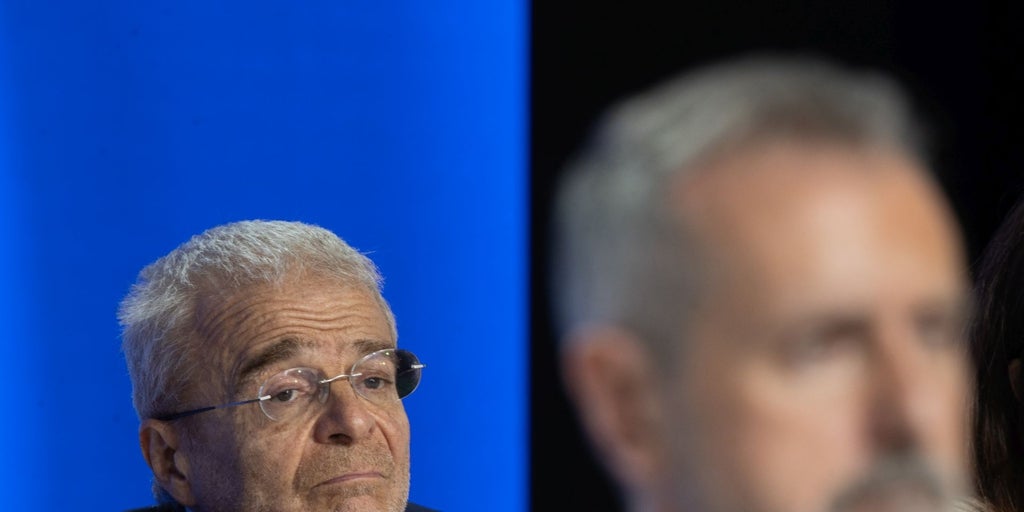 Javier de Paz, el hombre de Zapatero en Telefónica, sale del consejo y será director adjunto a Marc Murtra