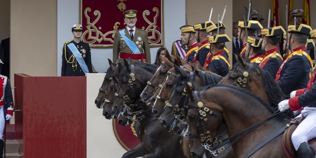 casi 4.000 militares, 45 aviones y más de 100 vehículos