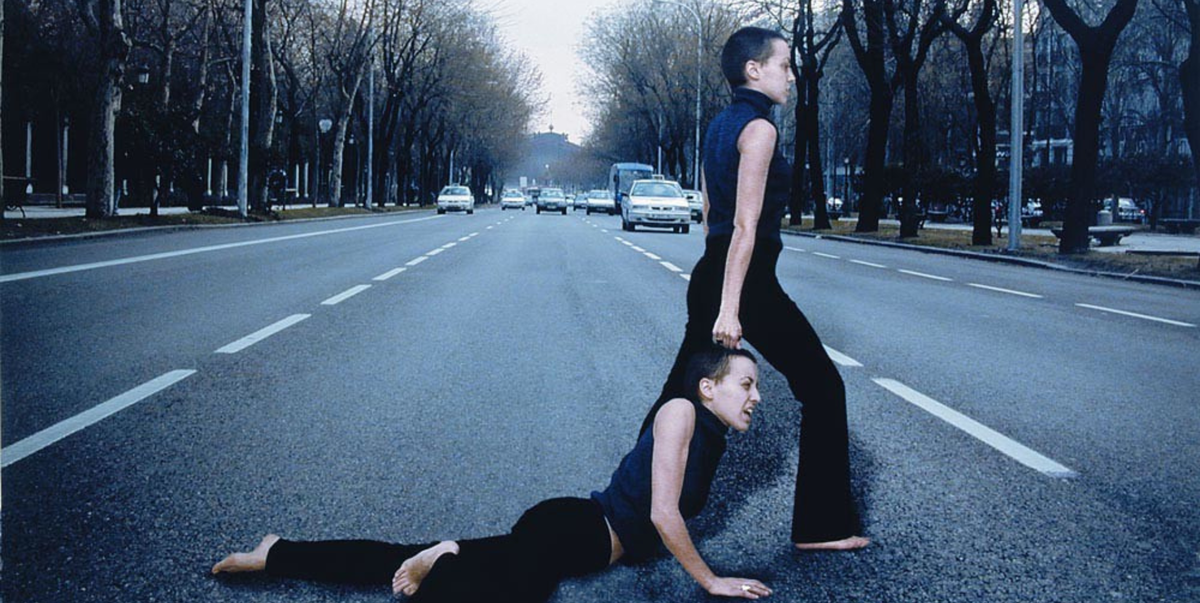 llega a la capital la exposición que recorre su historia a través de los mejores fotógrafos