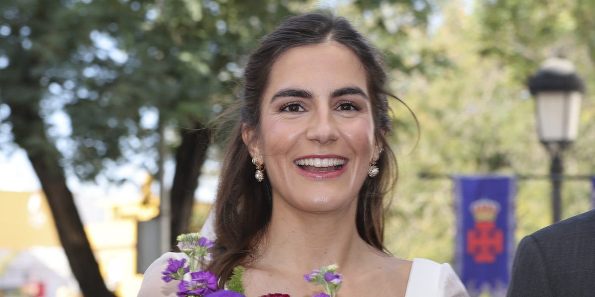 Blanca Llandres sorprende con un segundo vestido de novia de estilo boho que combinó con bailarinas planas