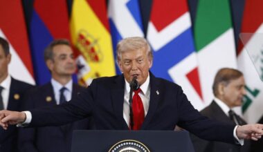 Trump proclama que «por fin tenemos paz en Oriente Próximo», pese a la incertidumbre sobre el futuro de Palestina