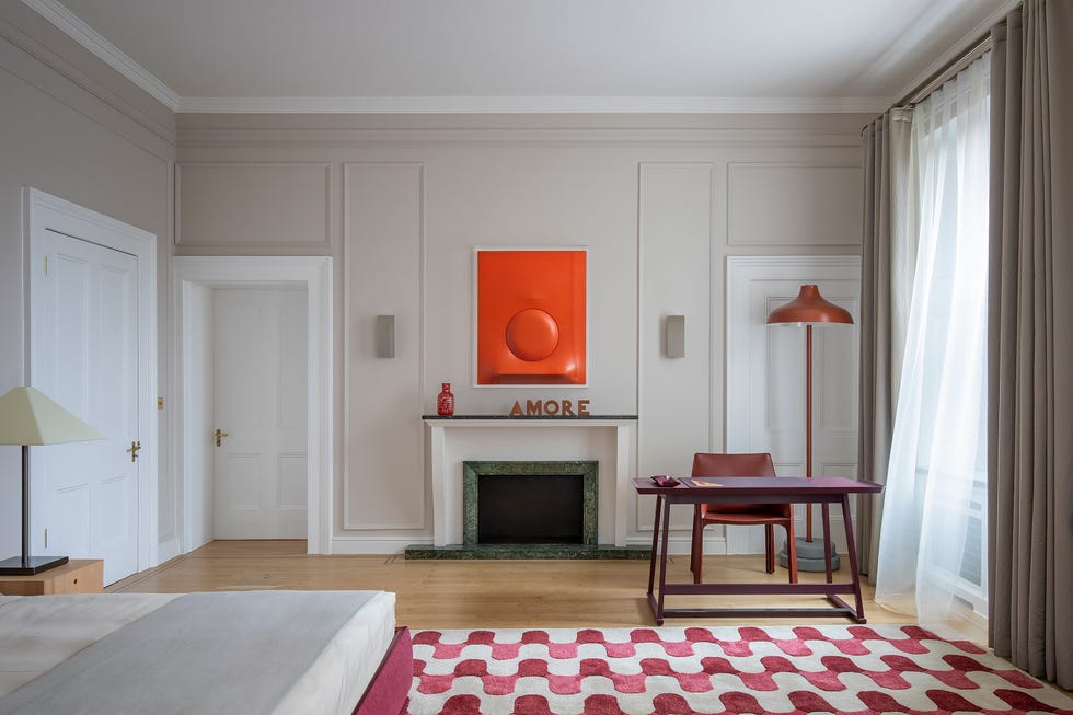 embajada italiana en londres con muebles italianos contemporaneos