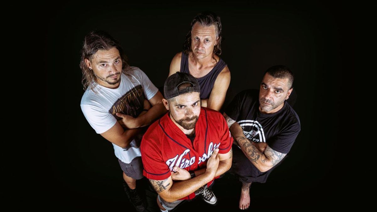 Formación actual de la banda ibicenca Apotropaico.