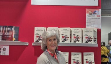 La escritora vizcaina Garbiñe Salaberria presenta 'Los días se hacen solos' en la Feria del Libro de Frankfurt