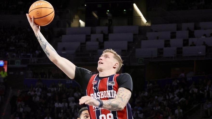 Luka Samanic se suma a las bajas del Baskonia en Granada