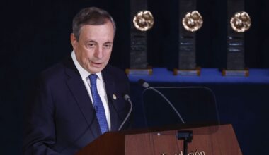 Draghi llama a construir «una Europa que actúe por orgullo, no por miedo al declive» a través de un «nuevo federalismo pragmático»