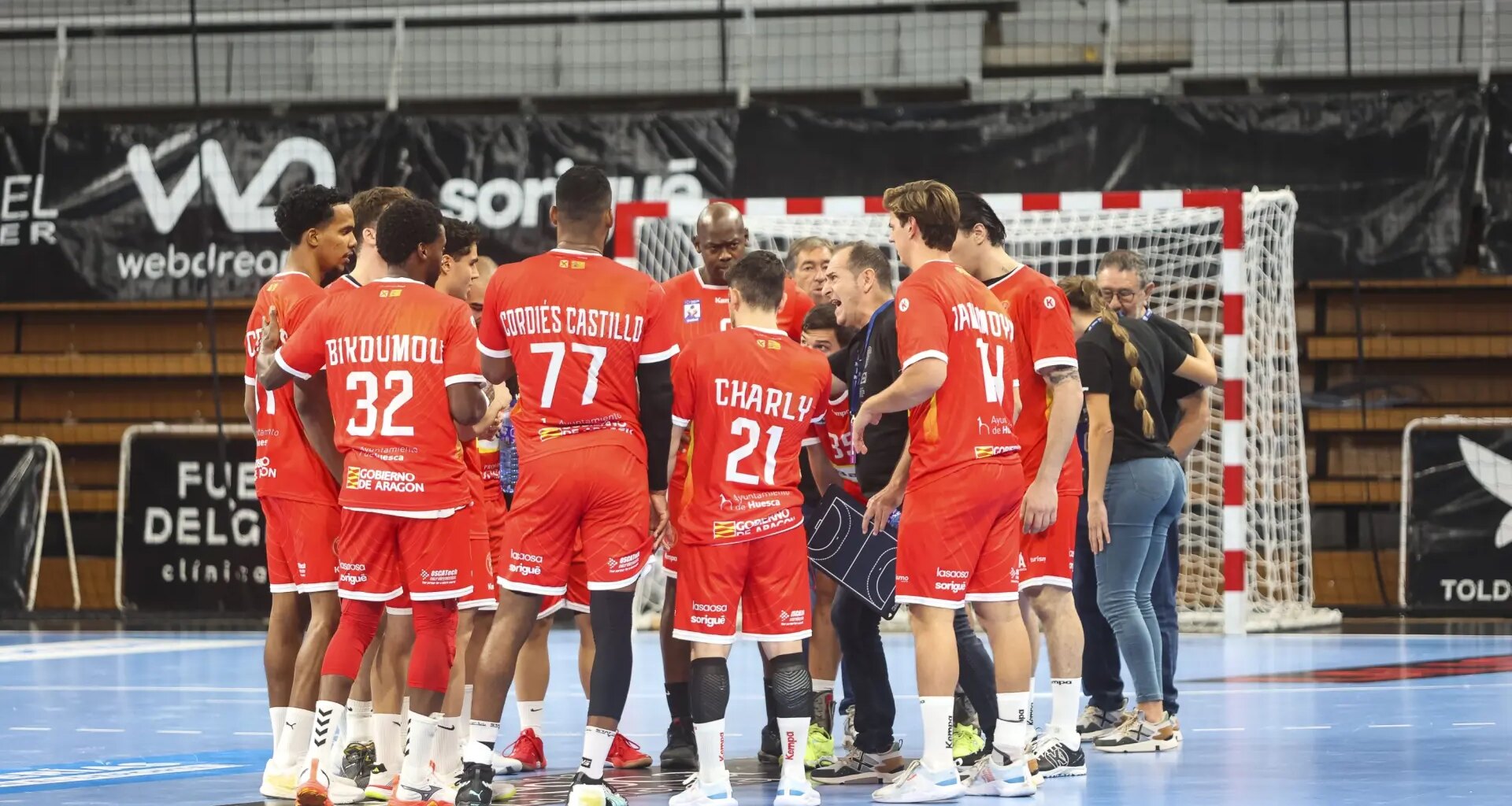 El Bada Huesca, a encarrilar el curso en el próximo mes