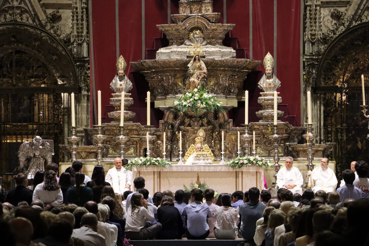 EL ARZOBISPO DE SEVILLA PRESIDIRÁ LA ADORACIÓN EUCARÍSTICA DE EMAÚS, EFFETÁ Y BARTIMEO EN LA CATEDRAL