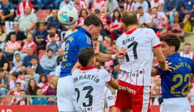 El Real Oviedo gana oxígeno en el descuento tras rozar la debacle - La Voz de Asturias