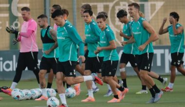 El Betis cierra la semana con muchos canteranos, Bartra, Llorente y Deossa
