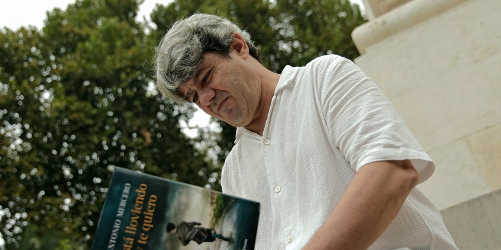 «Quería una historia personal, que pudiese escribir desde las tripas»