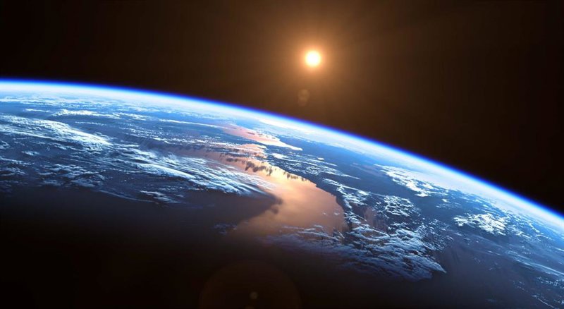 Indra se dispara a máximos históricos al calor de movimientos en su capital