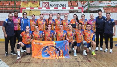 Empate con sabor amargo para el USA Mislata Handbol ante el Lleida (25-25)