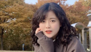 Muere a los 35 años Baek Se-hee, autora del exitoso libro de memorias "Quiero morir, pero también comer tteokbokki"