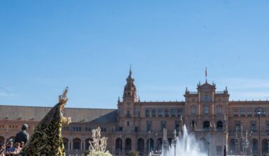 Los momentos más destacados del traslado de la Esperanza de Triana a San Pío X