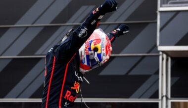 Verstappen busca presionar a los McLaren en el calor de Singapur