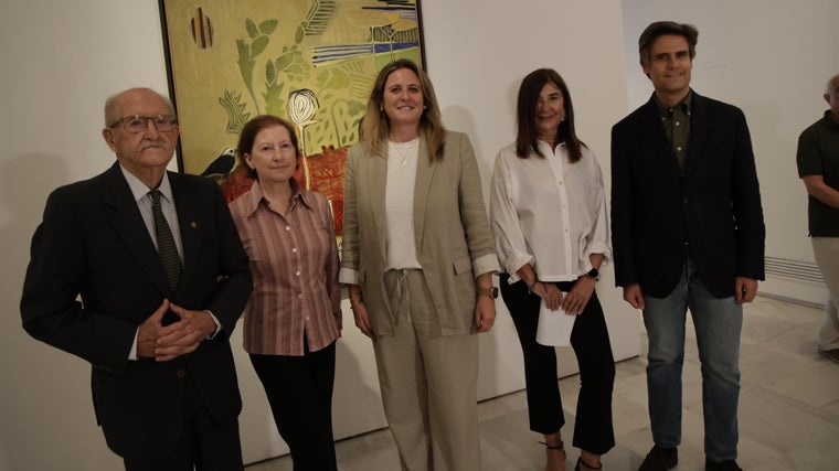 José Luis Mauri, Concha Ybarra, la delegada Angie Moreno, la comisaria de la muestra, Cristina García, y el director de programación del ICAS, Federico Jaime