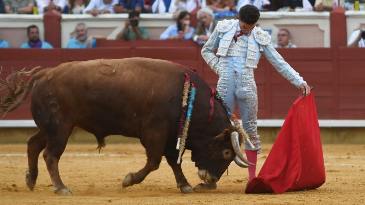 Fernando Adrián coronará su imparable temporada debutando en Acho este domingo