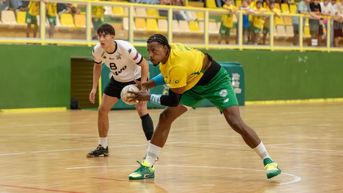 Un lance del partido