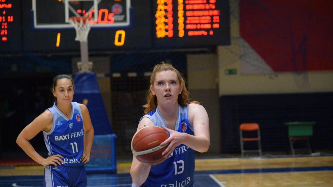 Claire Melia, la guerrera irlandesa del Baxi Ferrol, está de vuelta - La Voz de Galicia