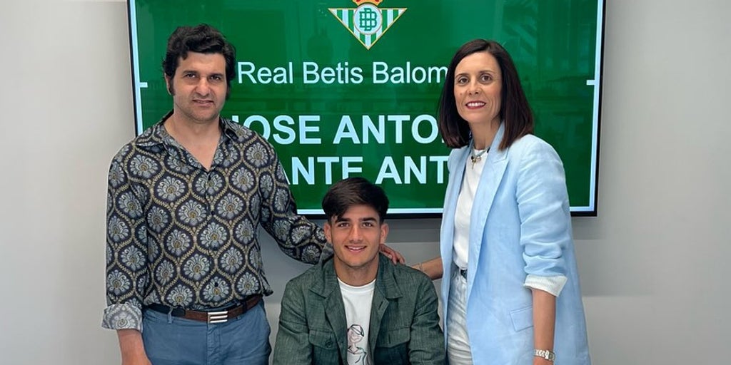 de Elisabeth, su discreta esposa, a su hijo futbolista y sus hijas pequeñas