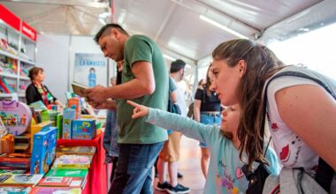 Feria del Libro Córdoba 2025: literatura, debates y cultura en la Supermanzana de la Intendencia