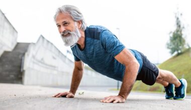 "La inactividad física nos roba mucha más vitalidad pasados los 60 años que el envejecimiento"