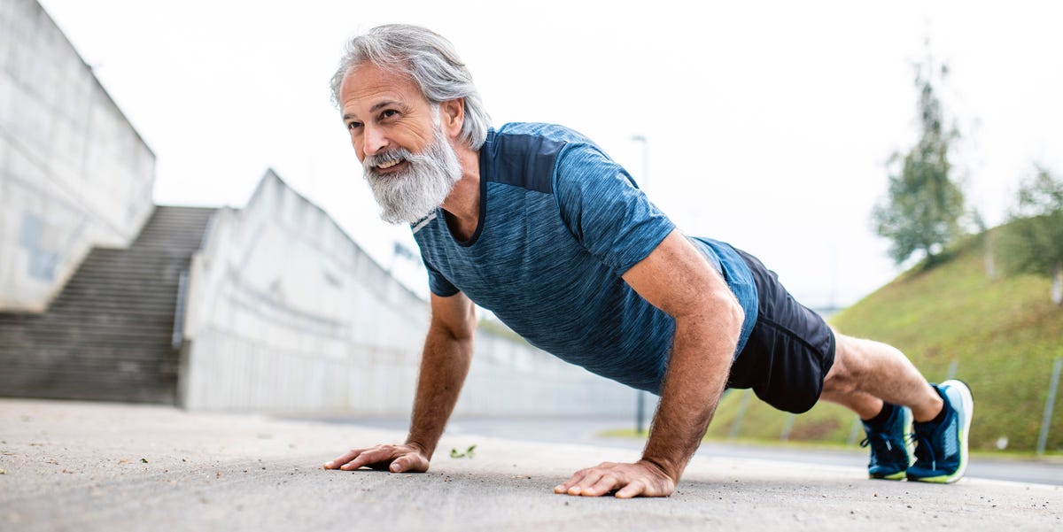"La inactividad física nos roba mucha más vitalidad pasados los 60 años que el envejecimiento"